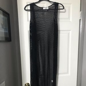 $5 SALE. Nikki Poutos long crochet sleeveless sweater.